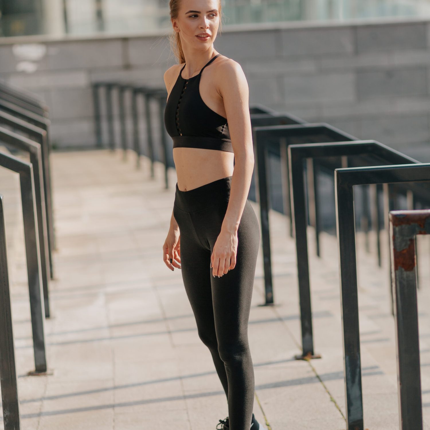 black leggings woman